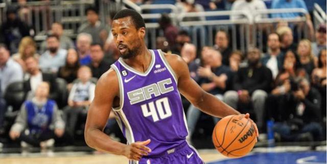 网页版登录入口-补强之路不停！冠军前锋加盟 马刺有望重返季后赛